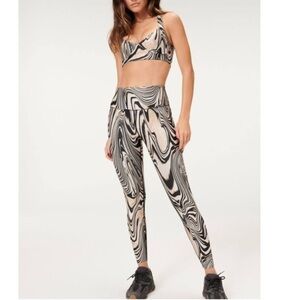NEW Good American The Core Strength Legging in Natural Swirl sz 2